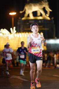 BIB: 20190
                            <button type="button" onclick="openModal(23105774)" class="btn btn-primary btn-sm float-right btn-popup" data-toggle="modal" data-target=".modal-high-quality">
                        <i class="fas fa-shopping-cart"></i> Add to Cart
                    </button>
                                            <button type="button" onclick="isThisMe(23105774, true)" class="btn btn-success btn-sm float-right btn-popup btn-isme hidden" data-toggle="tooltip" data-placement="bottom" title="นี่คือรูปของคุณใช่ไหม คลิกที่นี่เพื่อเอาเข้าอัลบั้ม">
                        <i class="fas fa-plus"></i> Add to album
                    </button>
                    <button type="button" onclick="isThisMe(23105774, false)" class="btn btn-warning btn-sm float-right btn-popup btn-isnotme hidden">
                        <i class="fas fa-ban"></i> Remove from album
                    </button>